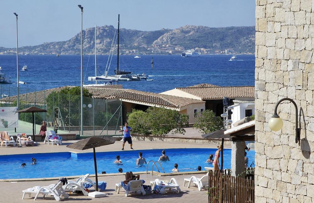 Club Esse Residence Capo D'Orso Palau Exterior photo